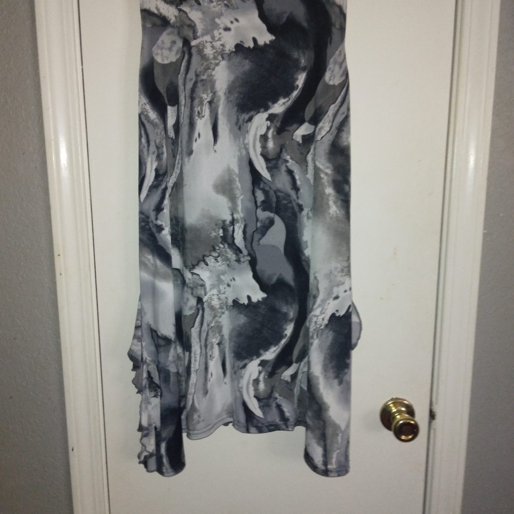 Sleeveless creations s/m long blouse 8r short dress!